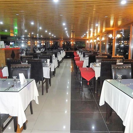 Linda Butik Otel Guemuelduer Smirne Esterno foto