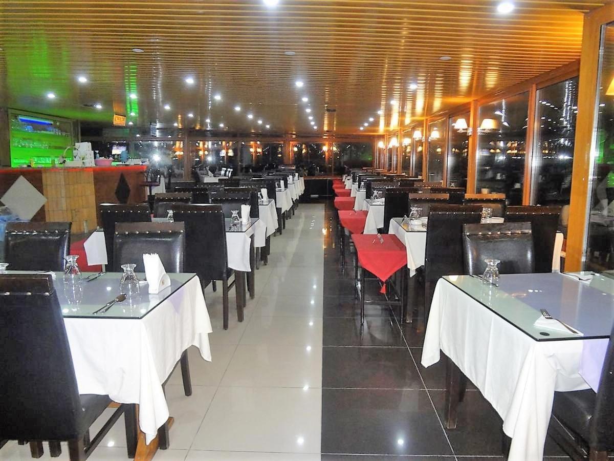 Linda Butik Otel Guemuelduer Smirne Esterno foto